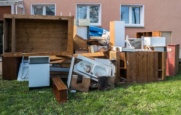 Best Same-Day Junk Removal  in Reedley, CA